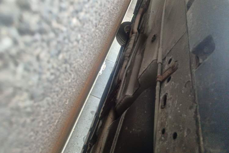 Used Cadillac SLS Seville 2010 3.0L Elite Edition Chassis Rear Left