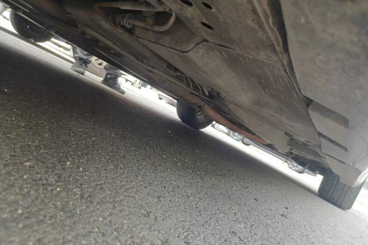 Used Cadillac SLS Seville 2010 3.0L Elite Edition Chassis Rear Right