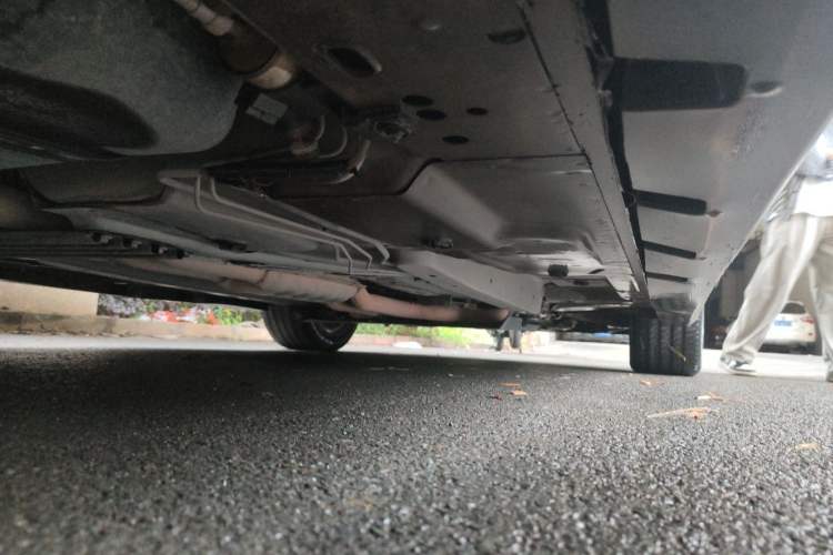 Used Cadillac SLS Seville 2010 3.0L Elite Edition Chassis Rear Right