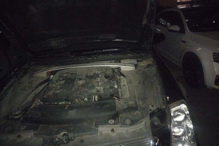 Used Cadillac SLS Seville 2010 3.0L Elite Edition Engine Bay Left