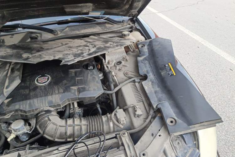 Used Cadillac SLS Seville 2010 3.0L Elite Edition Engine Bay Left