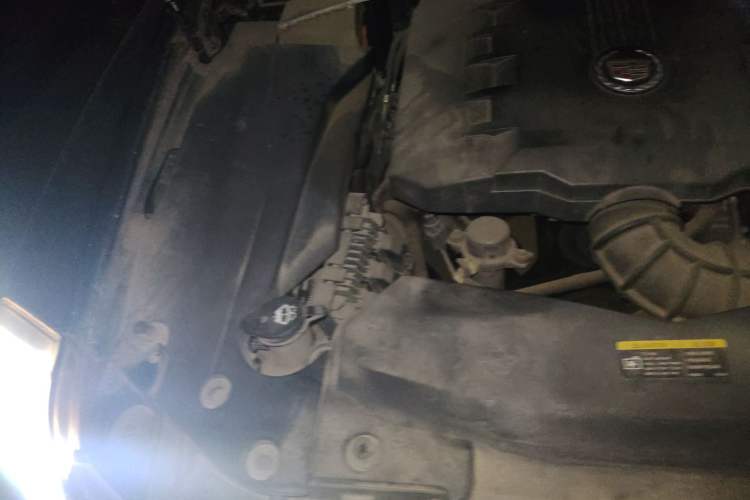 Used Cadillac SLS Seville 2010 3.0L Elite Edition Engine Bay Right