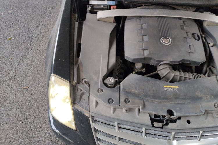 Used Cadillac SLS Seville 2010 3.0L Elite Edition Engine Bay Right