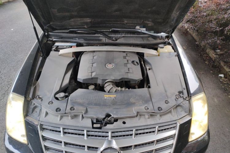 Used Cadillac SLS Seville 2010 3.0L Elite Edition Engine Bay