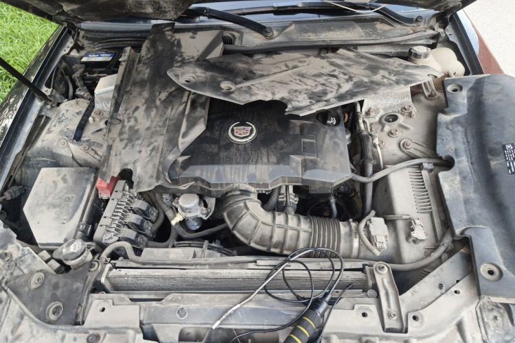 Used Cadillac SLS Seville 2010 3.0L Elite Edition Engine Bay