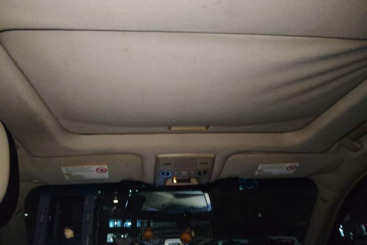Used Cadillac SLS Seville 2010 3.0L Elite Edition Headliner