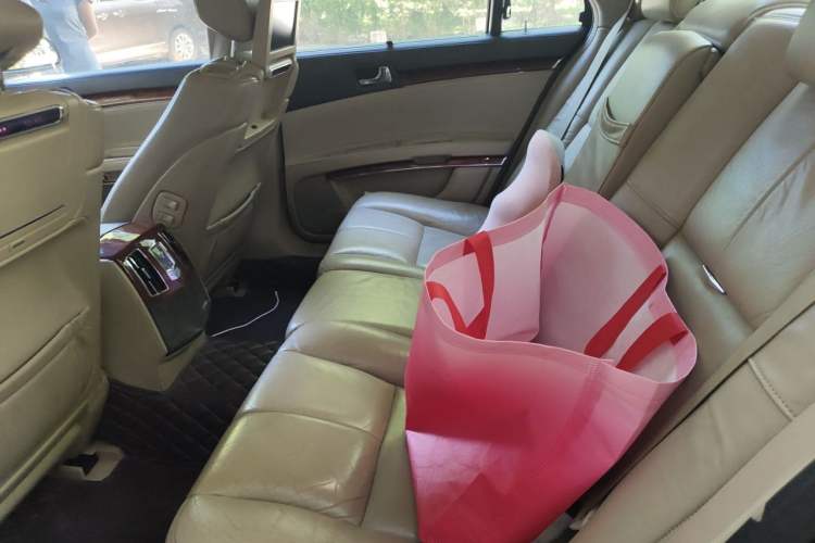 Used Cadillac SLS Seville 2010 3.0L Luxury Model Left Rear Seat