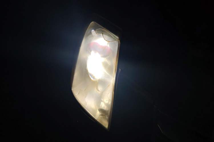 Used Cadillac SLS Seville 2010 3.0L Elite Edition Right Front Headlight