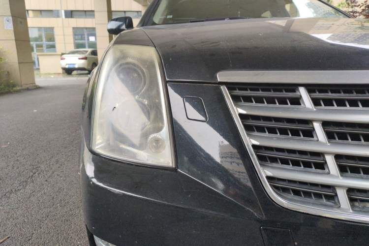 Used Cadillac SLS Seville 2010 3.0L Elite Edition Right Front Headlight
