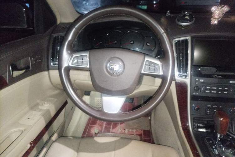 Used Cadillac SLS Seville 2010 3.0L Elite Edition Steering Wheel