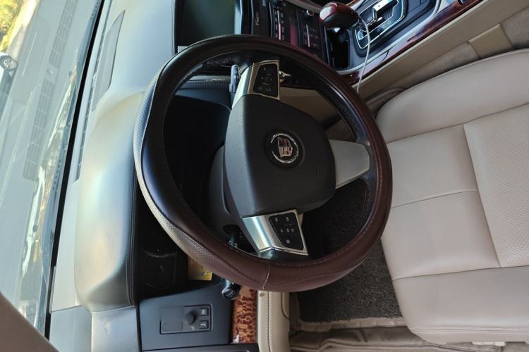 Used Cadillac SLS Seville 2010 3.0L Elite Edition Steering Wheel