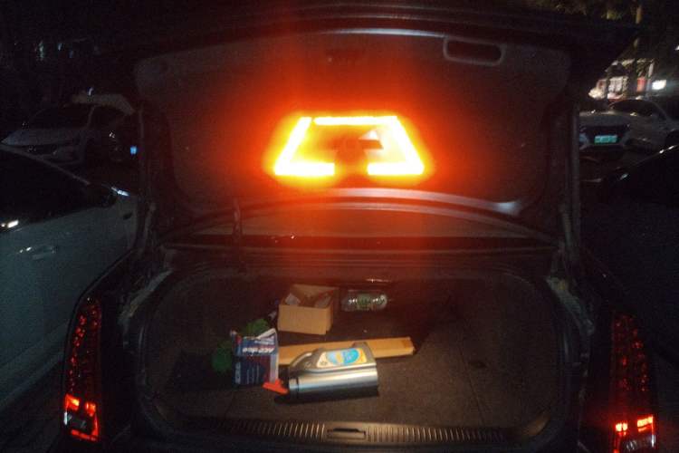 Used Cadillac SLS Seville 2010 3.0L Elite Edition Trunk