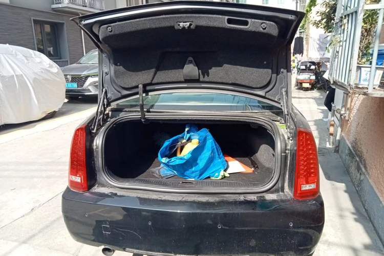 Used Cadillac SLS Seville 2010 3.0L Elite Edition Trunk