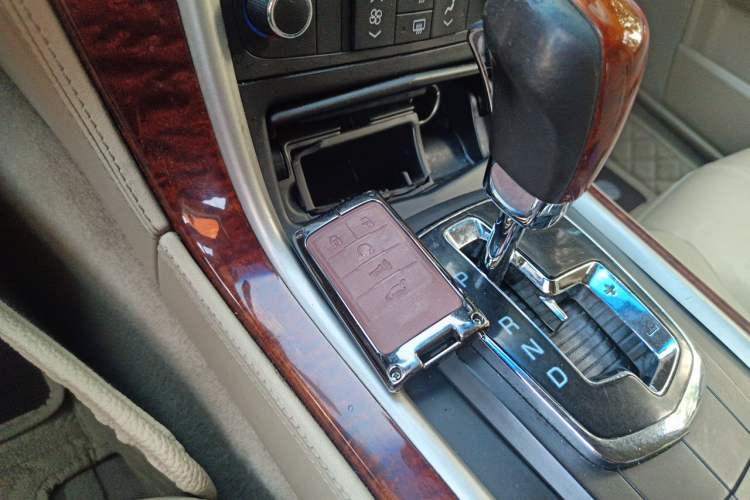 Used Cadillac SLS Seville 2010 3.0L Elite Edition Vehicle Key