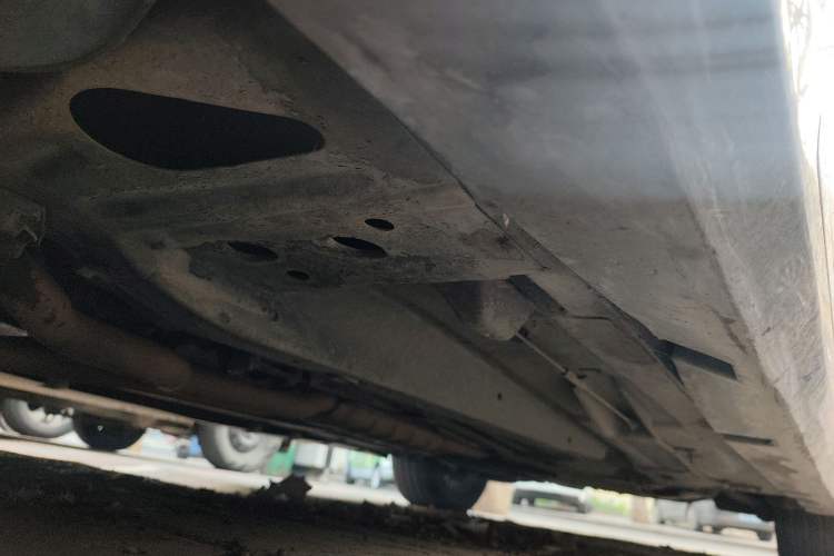 Used Cadillac SLS Seville 2010 3.0L Elite Edition Chassis Front Left