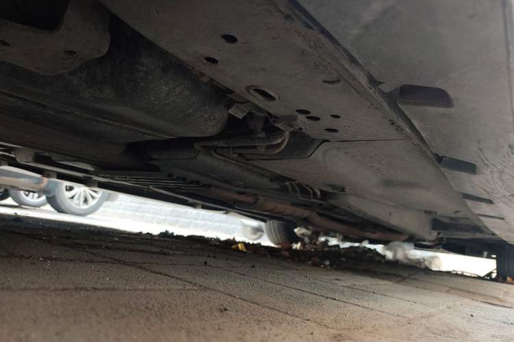 Used Cadillac SLS Seville 2010 3.0L Elite Edition Chassis Rear Right