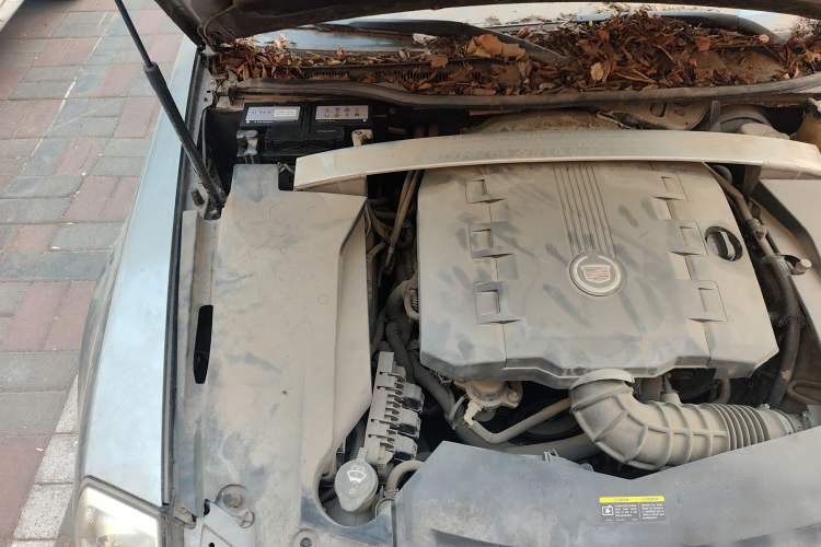 Used Cadillac SLS Seville 2010 3.0L Elite Edition Engine Bay Right