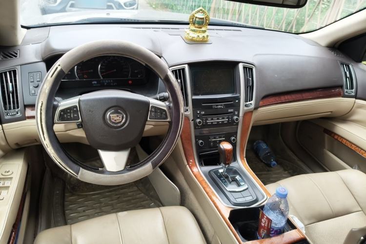 Used Cadillac SLS Seville 2010 3.0L Elite Edition Center Console