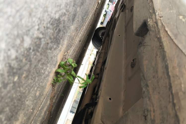 Used Cadillac SLS Seville 2010 3.0L Elite Edition Chassis Front Right
