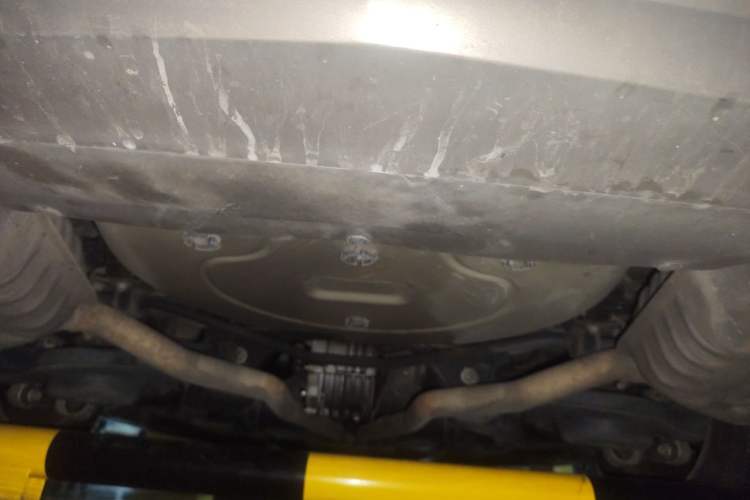 Used Cadillac SLS Seville 2010 3.0L Elite Edition Chassis Rear