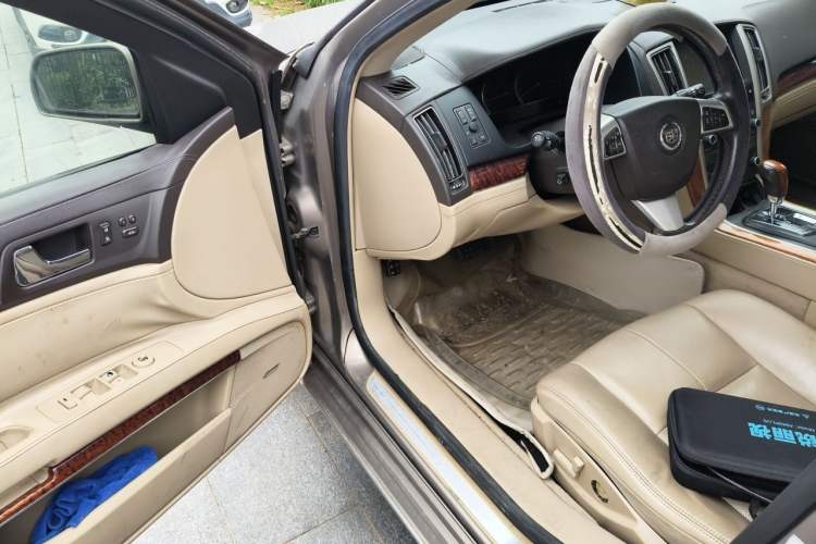 Used Cadillac SLS Seville 2010 3.0L Elite Edition Driver Seat