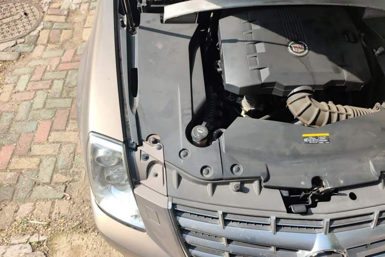 Used Cadillac SLS Seville 2010 3.0L Elite Edition Engine Bay Right