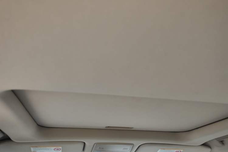 Used Cadillac SLS Seville 2010 3.0L Elite Edition Headliner