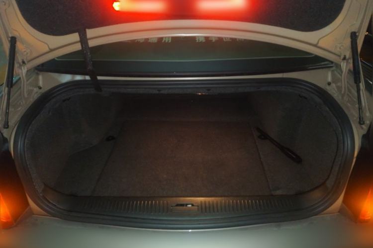 Used Cadillac SLS Seville 2010 3.0L Elite Edition Trunk