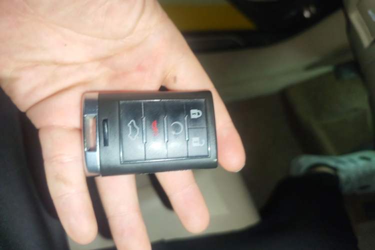 Used Cadillac SLS Seville 2010 3.0L Elite Edition Vehicle Key