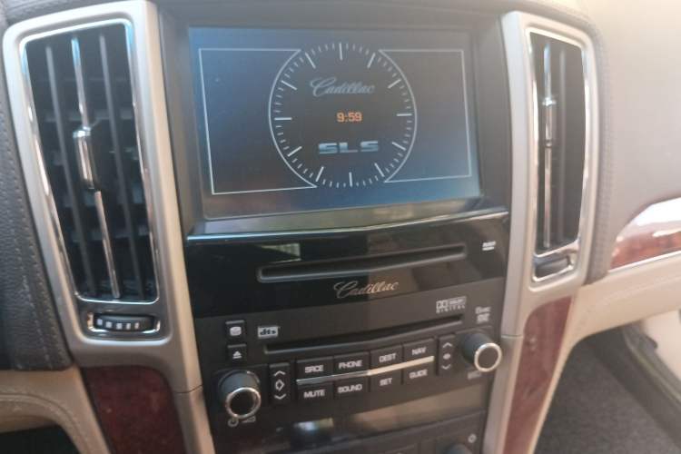 Used Cadillac SLS Seville 2011 2.0T Luxury Edition Audio And AC Panel