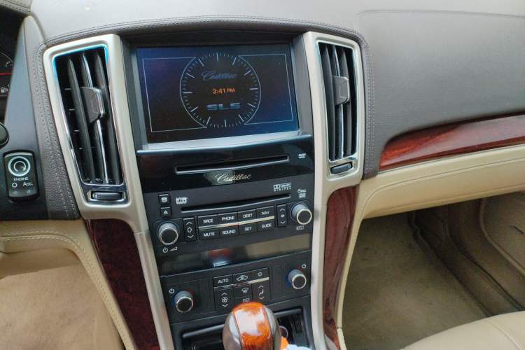 Used Cadillac SLS Seville 2011 2.0T Elite Edition Audio And AC Panel