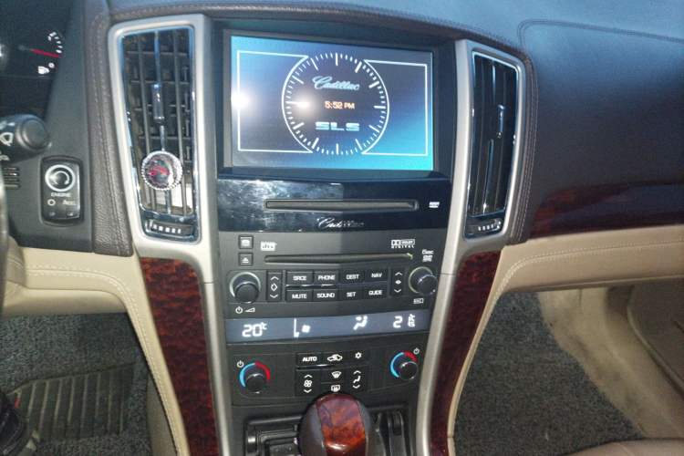 Used Cadillac SLS Seville 2011 2.0T Elite Edition Audio And AC Panel