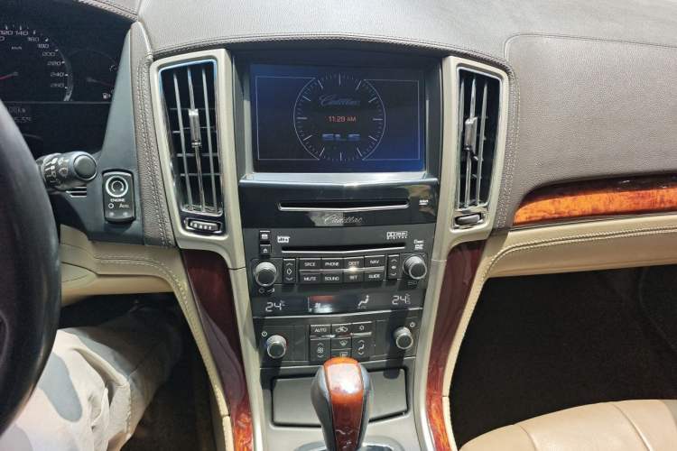 Used Cadillac SLS Seville 2011 2.0T Elite Edition Audio And AC Panel