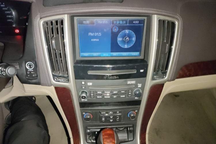 Used Cadillac SLS Seville 2011 2.0T Elite Edition Audio And AC Panel