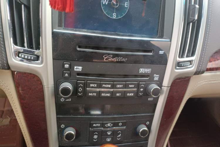 Used Cadillac SLS Seville 2011 2.0T Elite Edition Audio And AC Panel