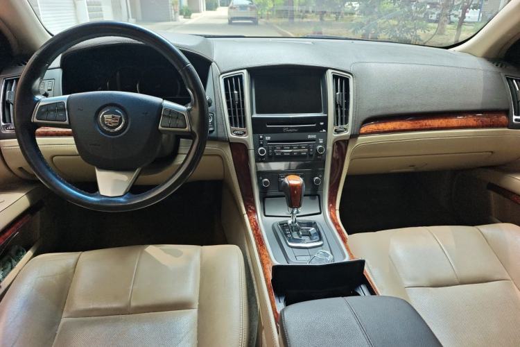 Used Cadillac SLS Seville 2011 2.0T Elite Edition Center Console