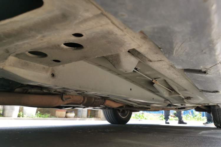 Used Cadillac SLS Seville 2011 2.0T Luxury Edition Chassis Front Left