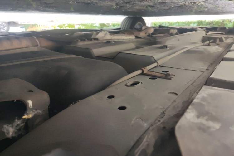 Used Cadillac SLS Seville 2011 2.0T Elite Edition Chassis Rear Left