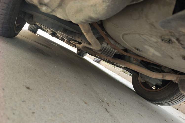 Used Cadillac SLS Seville 2011 2.0T Elite Edition Chassis Rear Left