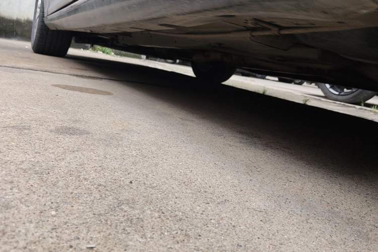 Used Cadillac SLS Seville 2011 2.0T Elite Edition Chassis Rear Left