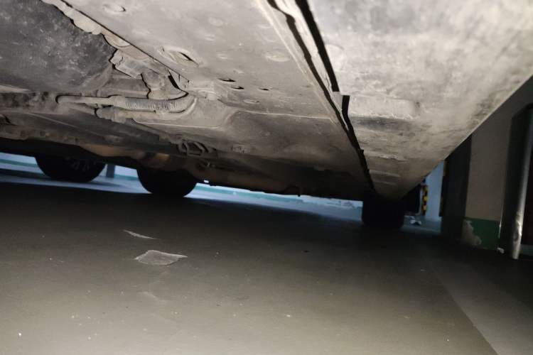 Used Cadillac SLS Seville 2011 2.0T Elite Edition Chassis Rear Right