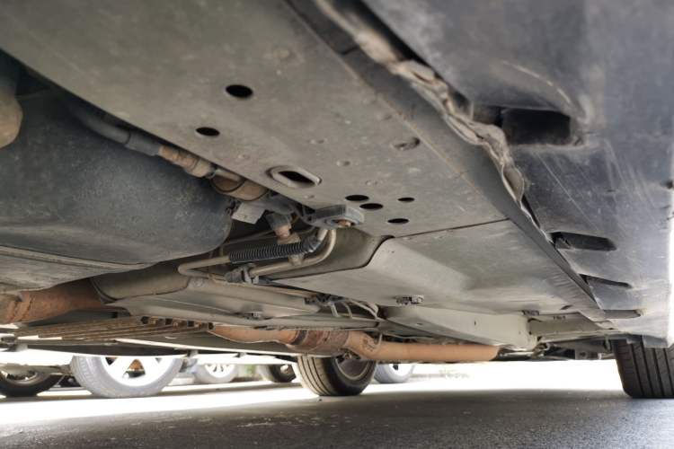 Used Cadillac SLS Seville 2011 2.0T Luxury Edition Chassis Rear Right