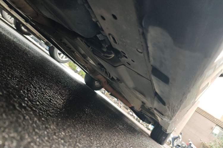 Used Cadillac SLS Seville 2011 2.0T Elite Edition Chassis Rear Right