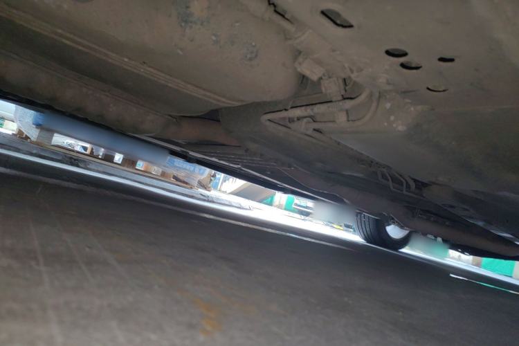 Used Cadillac SLS Seville 2011 2.0T Luxury Edition Chassis Rear Right