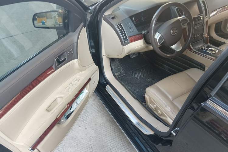 Used Cadillac SLS Seville 2011 2.0T Luxury Edition Driver Seat