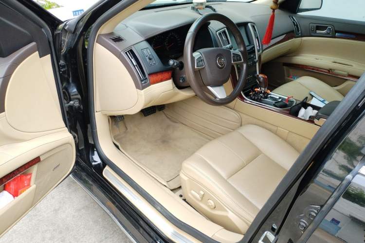 Used Cadillac SLS Seville 2011 2.0T Elite Edition Driver Seat