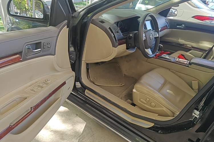 Used Cadillac SLS Seville 2011 2.0T Elite Edition Driver Seat