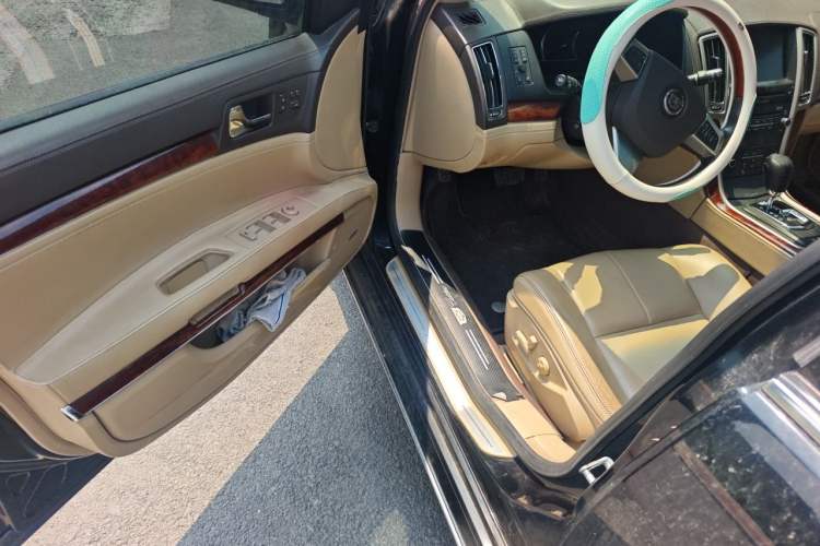 Used Cadillac SLS Seville 2011 2.0T Elite Edition Driver Seat