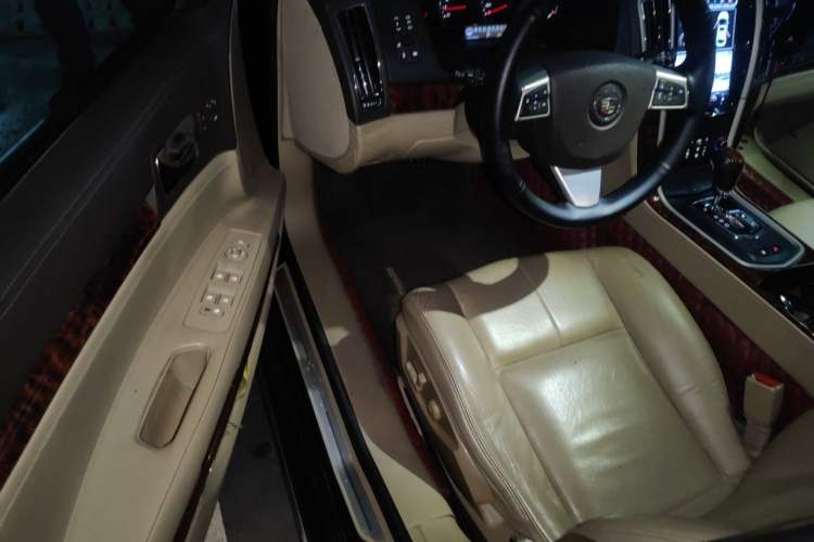 Used Cadillac SLS Seville 2011 2.0T Luxury Edition Driver Seat