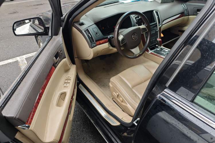 Used Cadillac SLS Seville 2011 2.0T Elite Edition Driver Seat